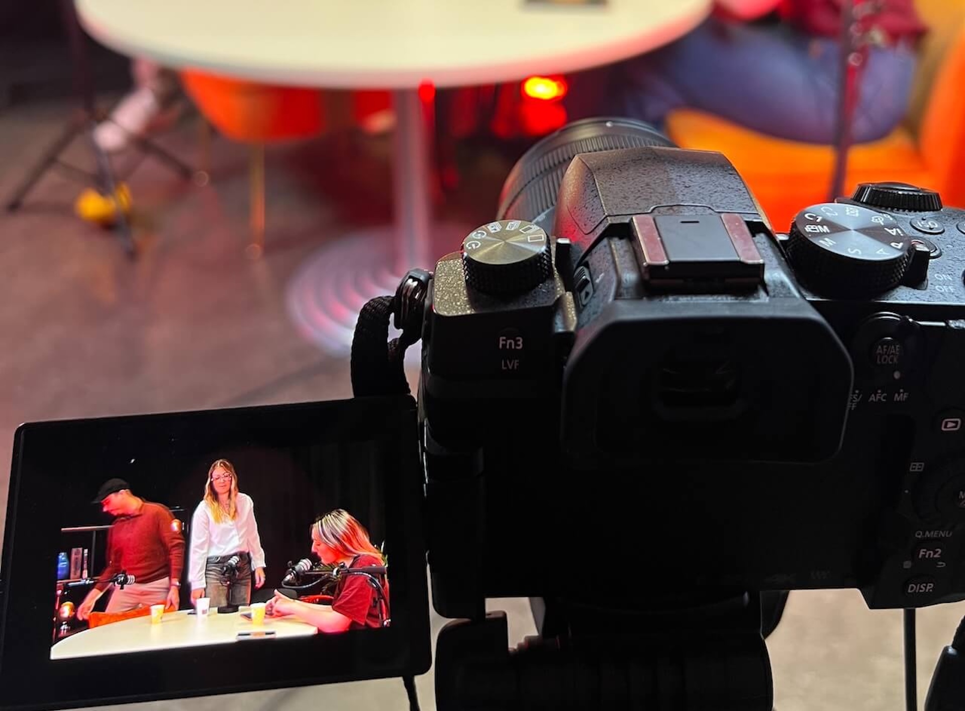 De l&rsquo;idée à la diffusion : les étapes clés de la production d’une vidéo de marque